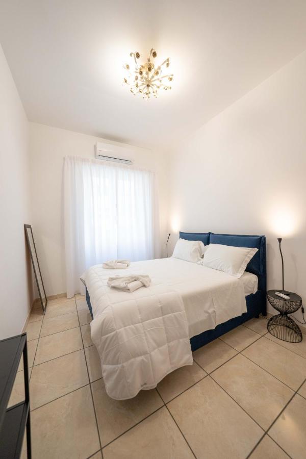 Chiaia Apartment San Pasquale By Dimorra Napoli Eksteriør billede