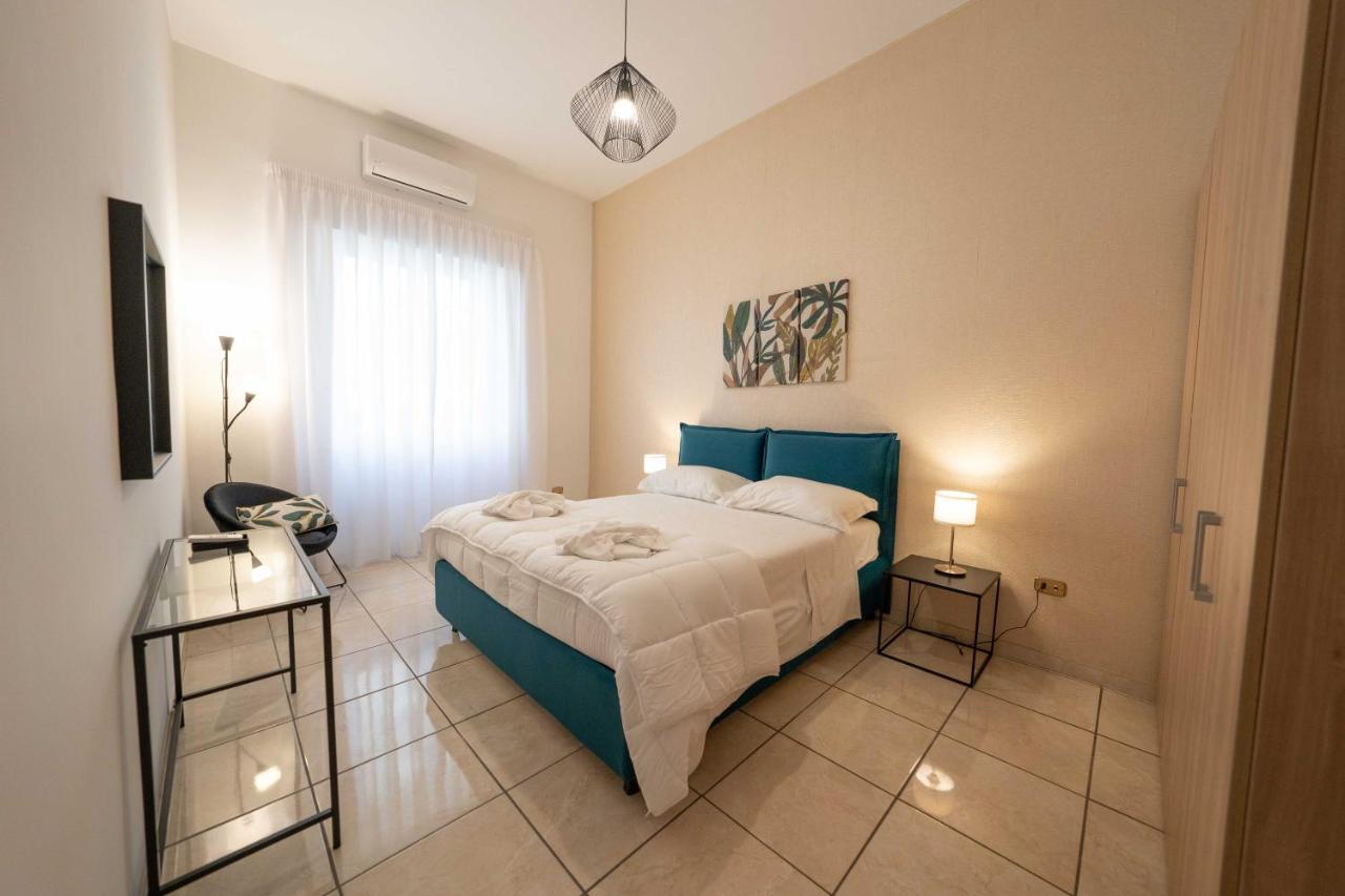 Chiaia Apartment San Pasquale By Dimorra Napoli Eksteriør billede